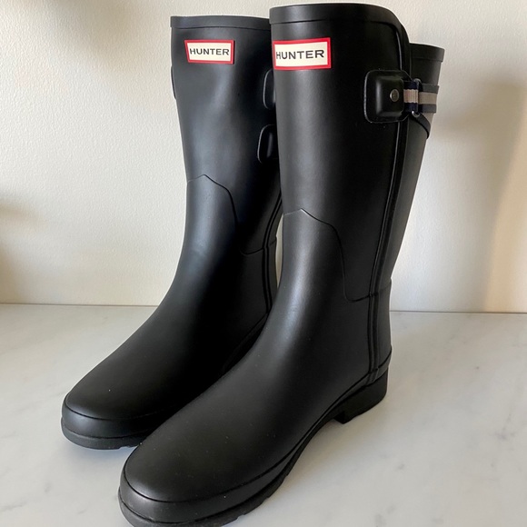 Hunter Shoes - New women Black Hunter Rain Boots. Size US 8 EU 39